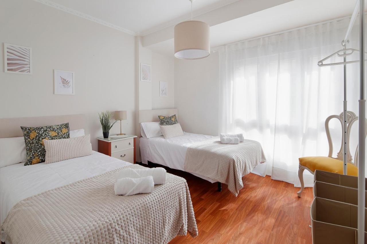 115A - Amplia Vivienda En Playa San Lorenzo Gijon Ngoại thất bức ảnh